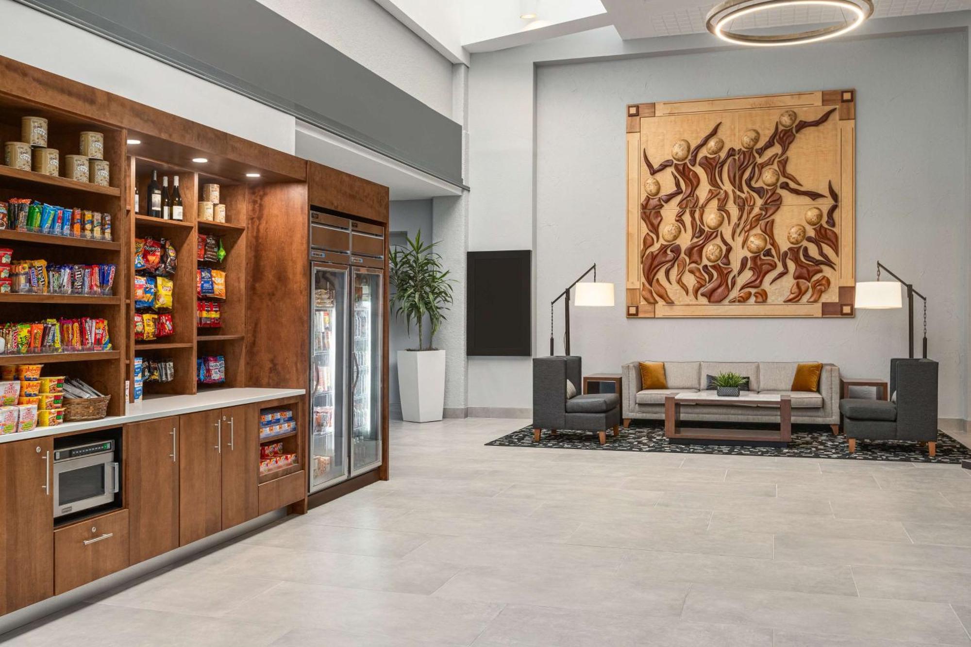 Doubletree By Hilton Fort Myers At Bell Tower Shops Екстер'єр фото