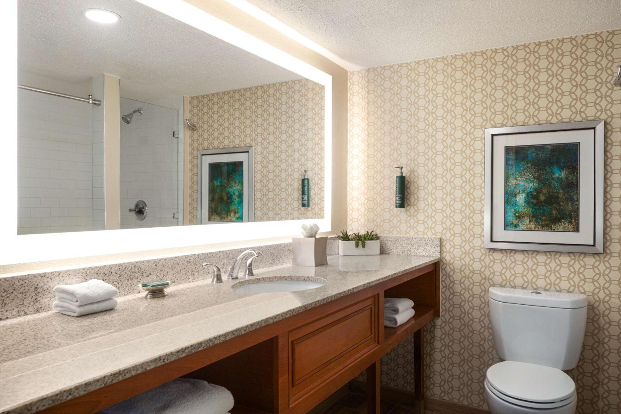 Doubletree By Hilton Fort Myers At Bell Tower Shops Екстер'єр фото
