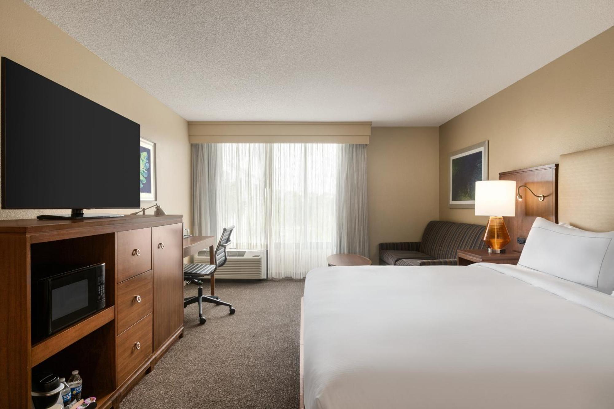 Doubletree By Hilton Fort Myers At Bell Tower Shops Екстер'єр фото