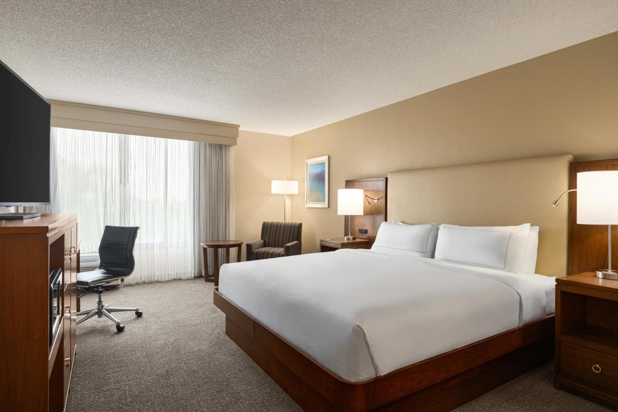 Doubletree By Hilton Fort Myers At Bell Tower Shops Екстер'єр фото