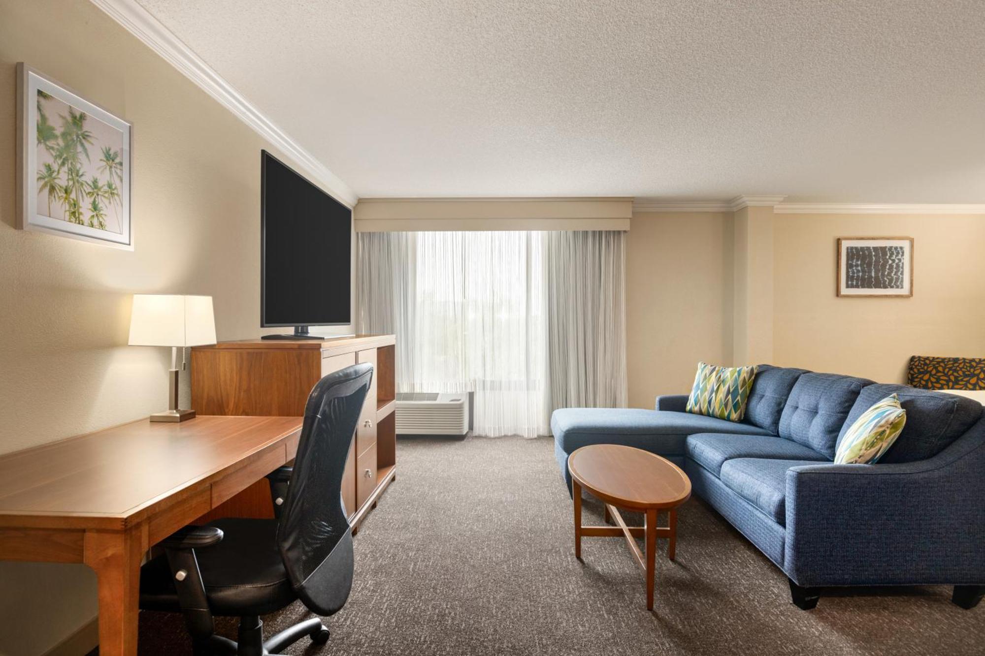 Doubletree By Hilton Fort Myers At Bell Tower Shops Екстер'єр фото